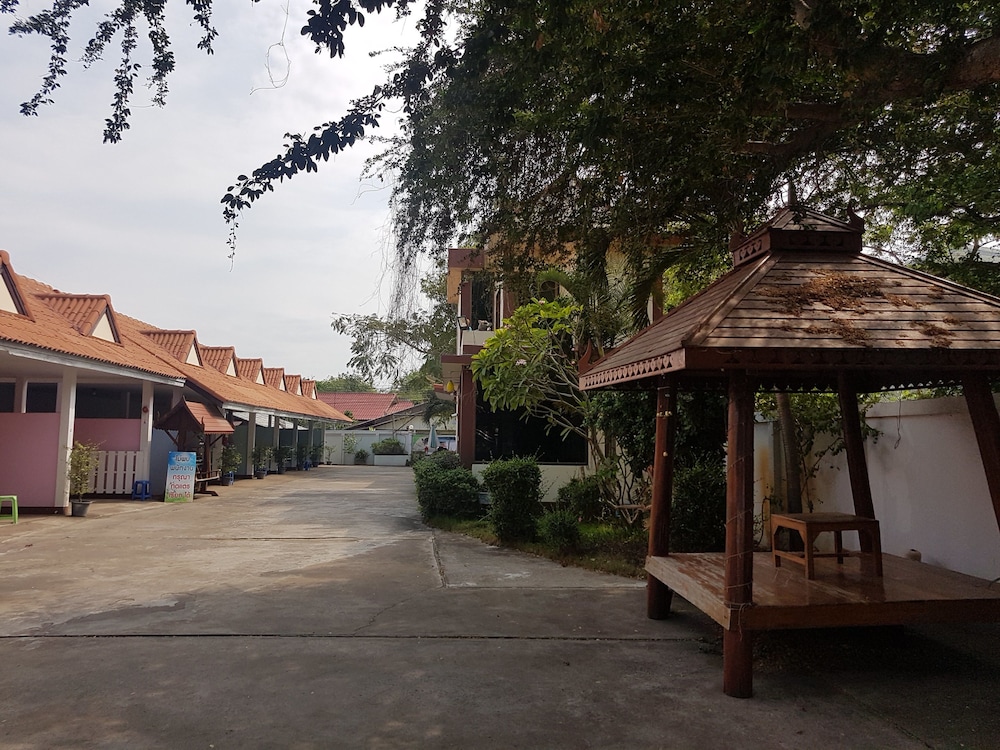 Wanjai Resort