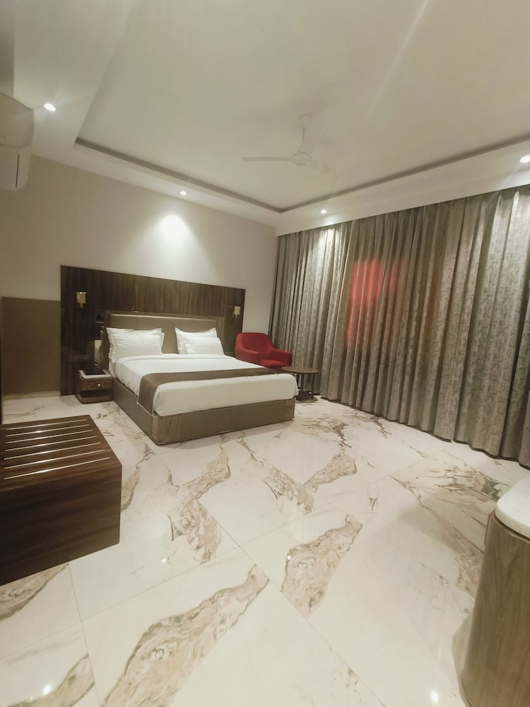 ShriGo Hotel Bhilwara