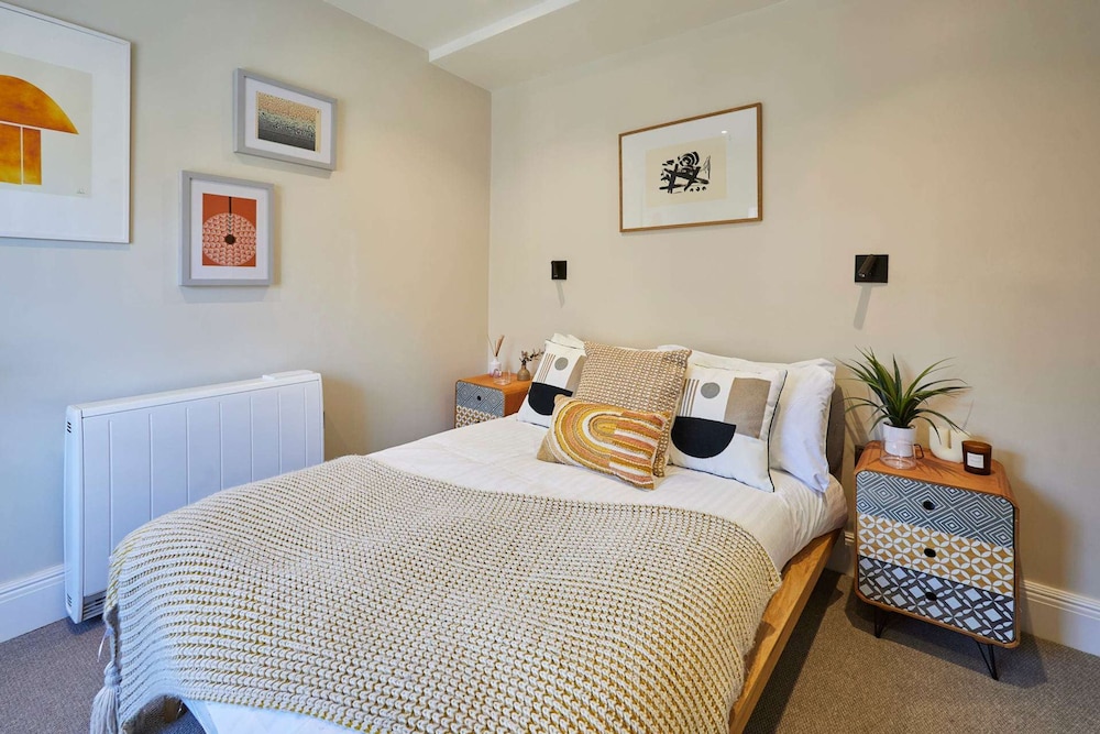 Host Stay Apartment 6 Vinegar House