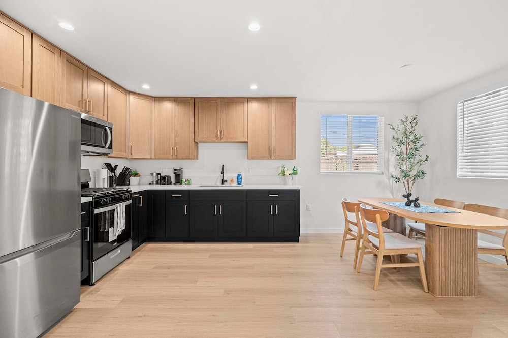 Family Friendly Retreat w Luxury Amenities