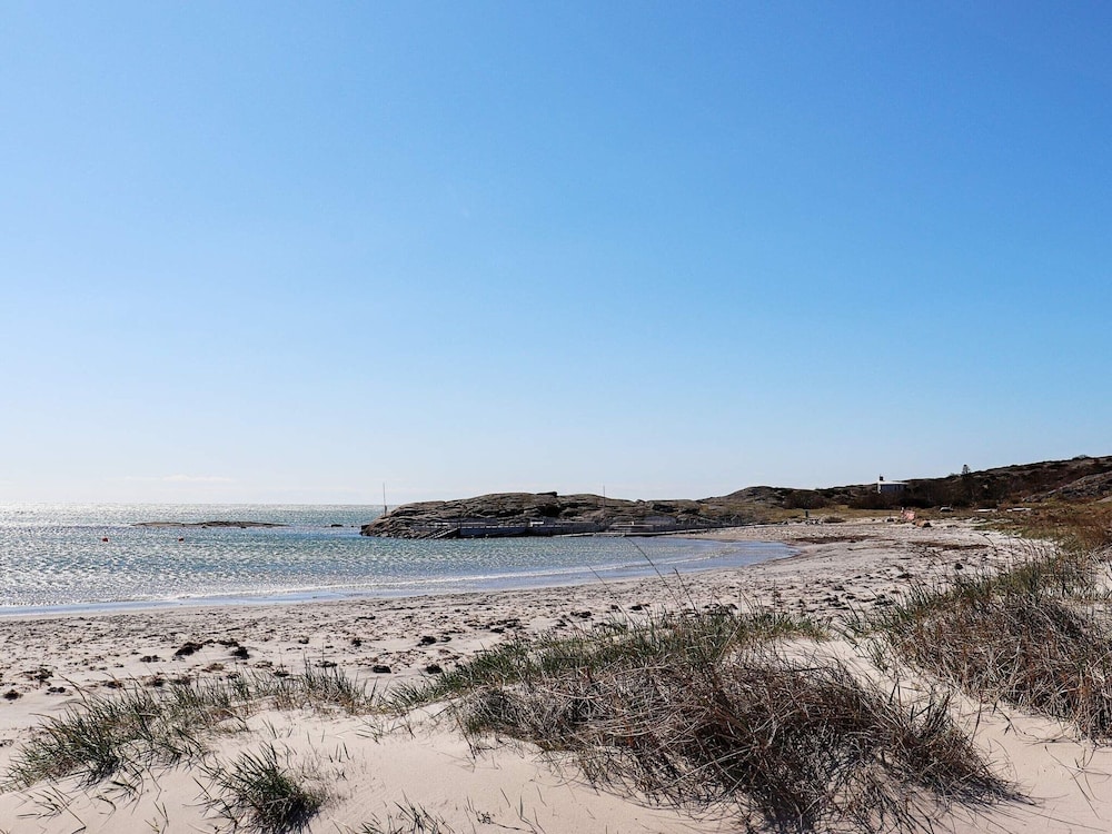 2 Person Holiday Home in Varberg-by Traum, photo 10