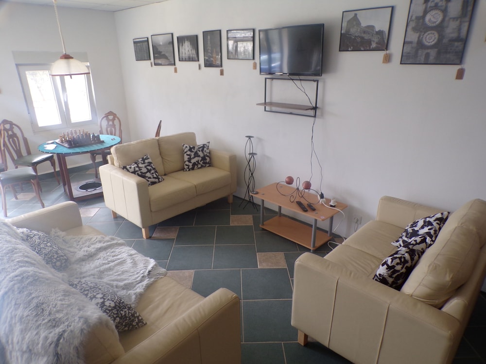 Apartment Sleeps 4 With Private Pool
