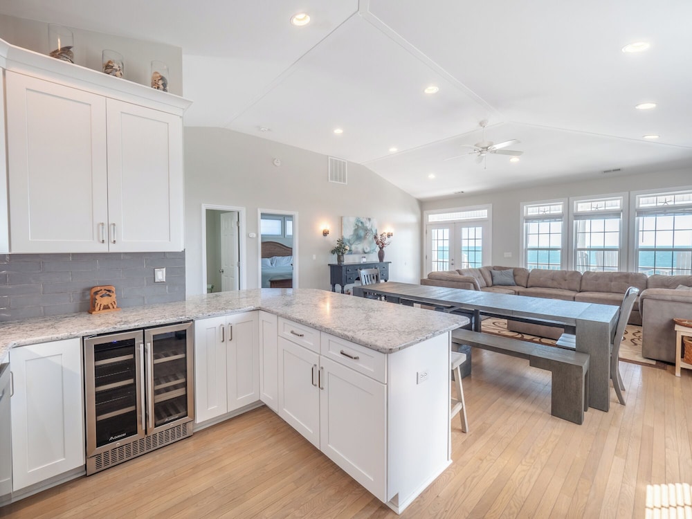 Shore Therapy by Topsail Realty