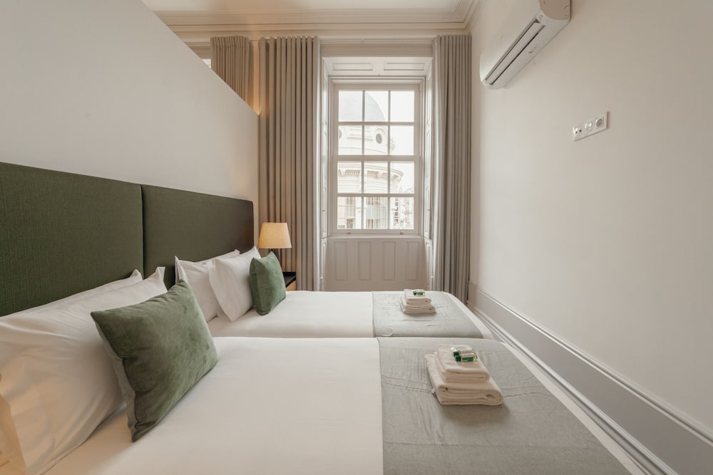 Heart OF Porto Apartment C by Vacationy