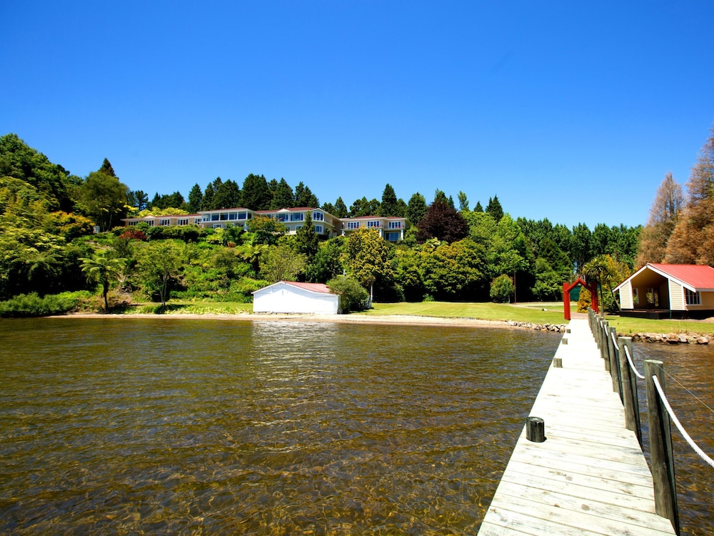 Moose Lodge Estate