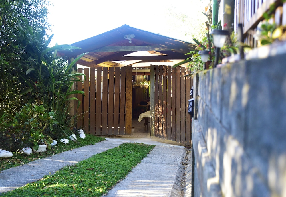 Santa Ana City Views Breathtaking Chalet - Property Image 9