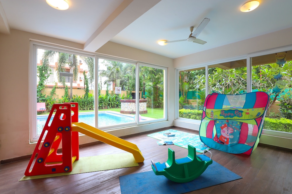 Alaya Stays Veera Strand Park 2BHK Apts