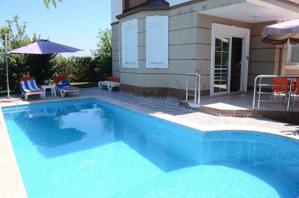 Villa Bouzid
