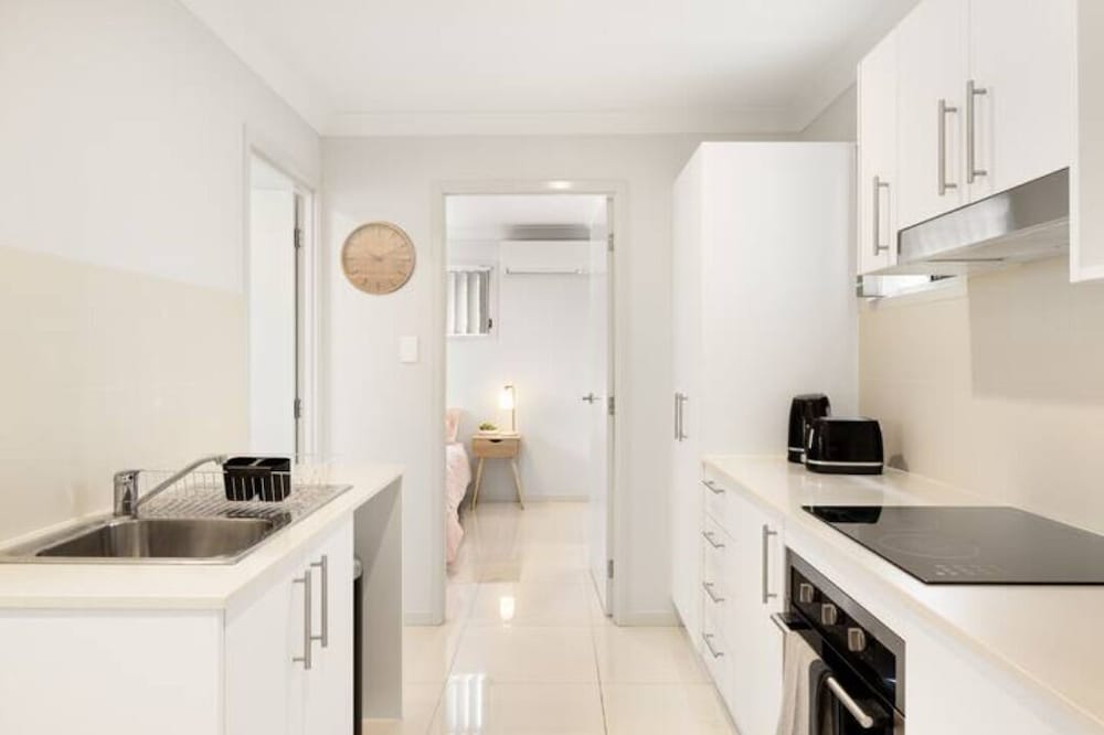 Smart Suites Self Check-in Apartments - 35 Freney