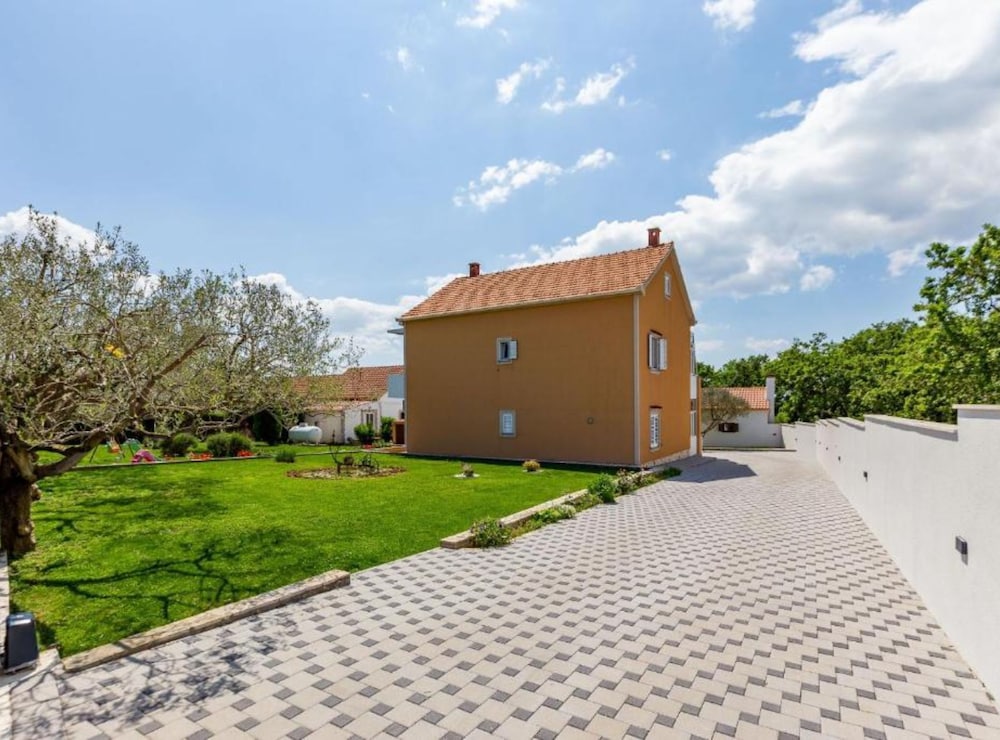 Peaceful Murvica Villa Pool, Garden, and Modern Comfort