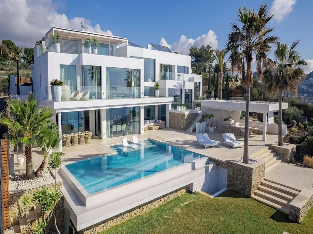 Holiday Home With Complimentary Activities