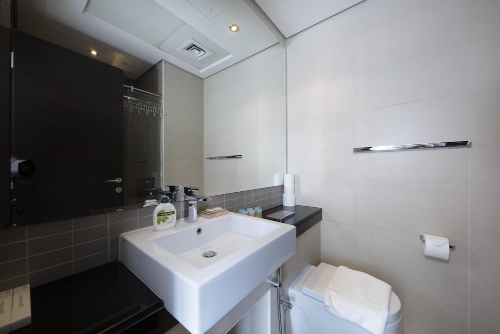 Chic Comfy 1BR in Dubai Marina