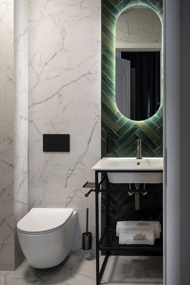 OLD TOWN Charm & Chic by Downtown Apartments