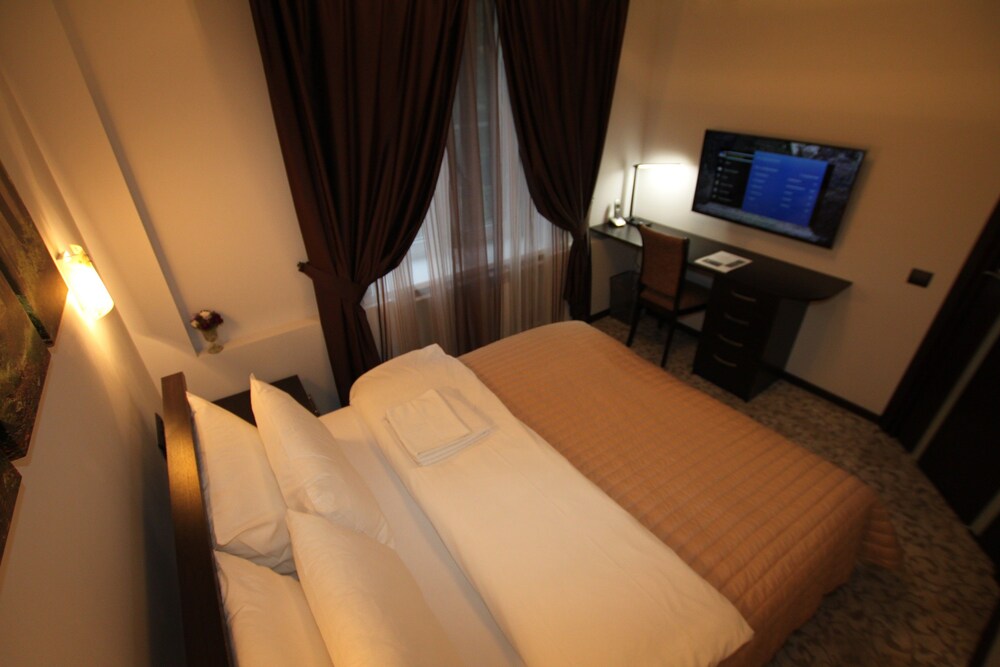 TVST Apartments Bolshoy Kondratievskiy 6