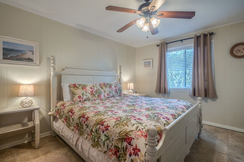 Beaufort Vacations - Oceana Condos at Hilton Head Island - Property Image 2