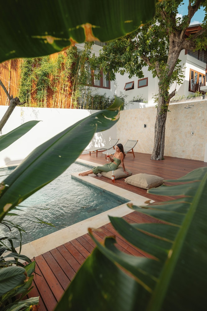 Treetop Villas
