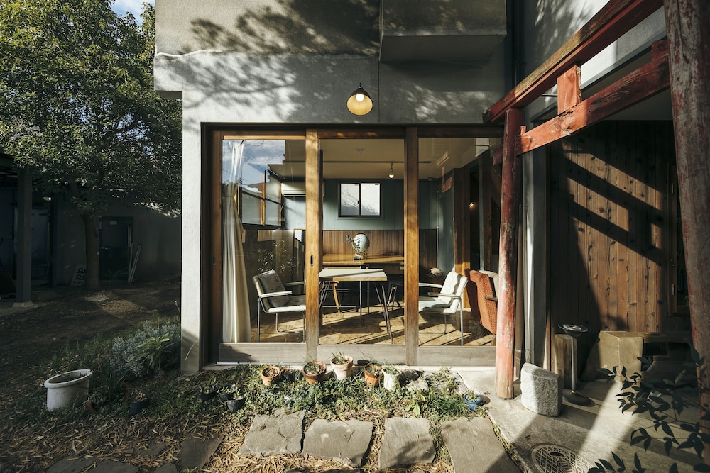 Torii-Kuguru Hostel