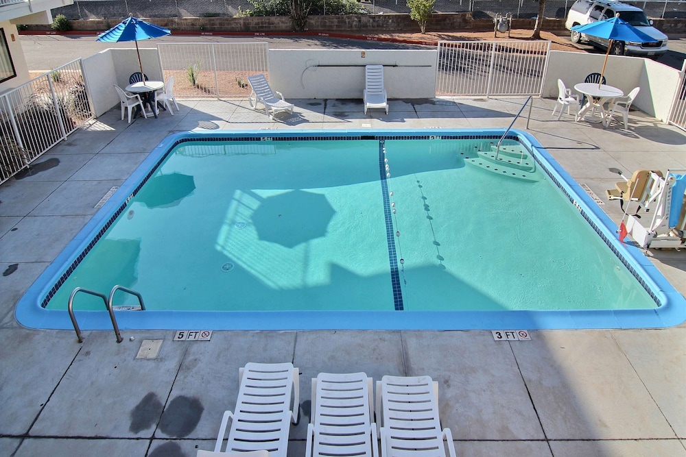 Motel 6 San Angelo, TX