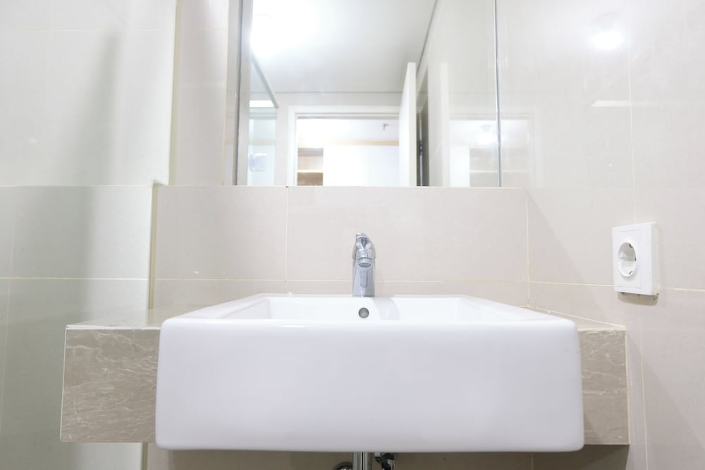Scenic Studio At Apartment Landmark Residence Bandung