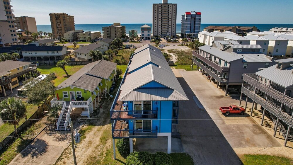 Lagoon Sun 5 1 Bedroom Condo by RedAwning