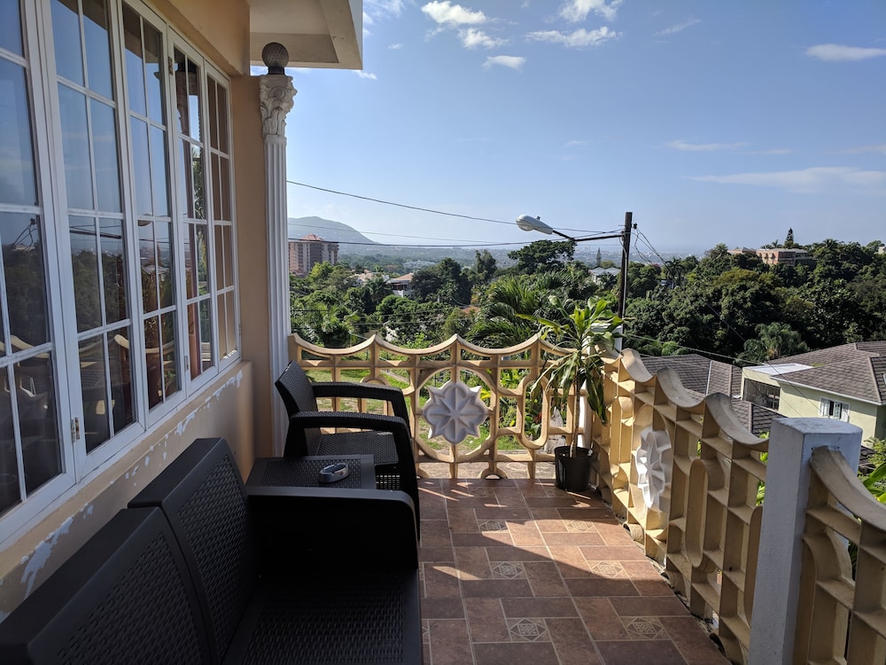 Rockhampton Retreat Guest House