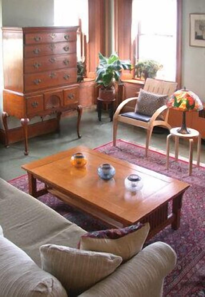 Old Granite Inn Bed & Breakfast, photo 10