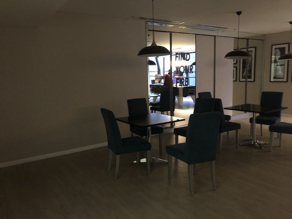 meeting & event spaces