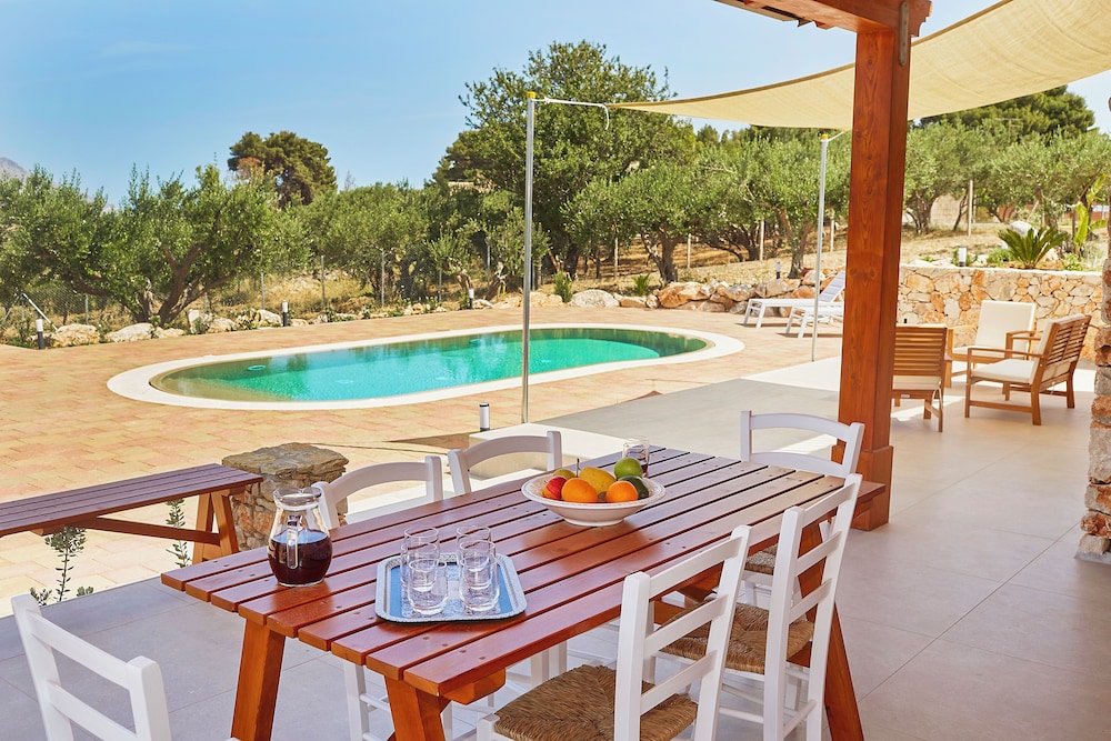 VILLA NINFA