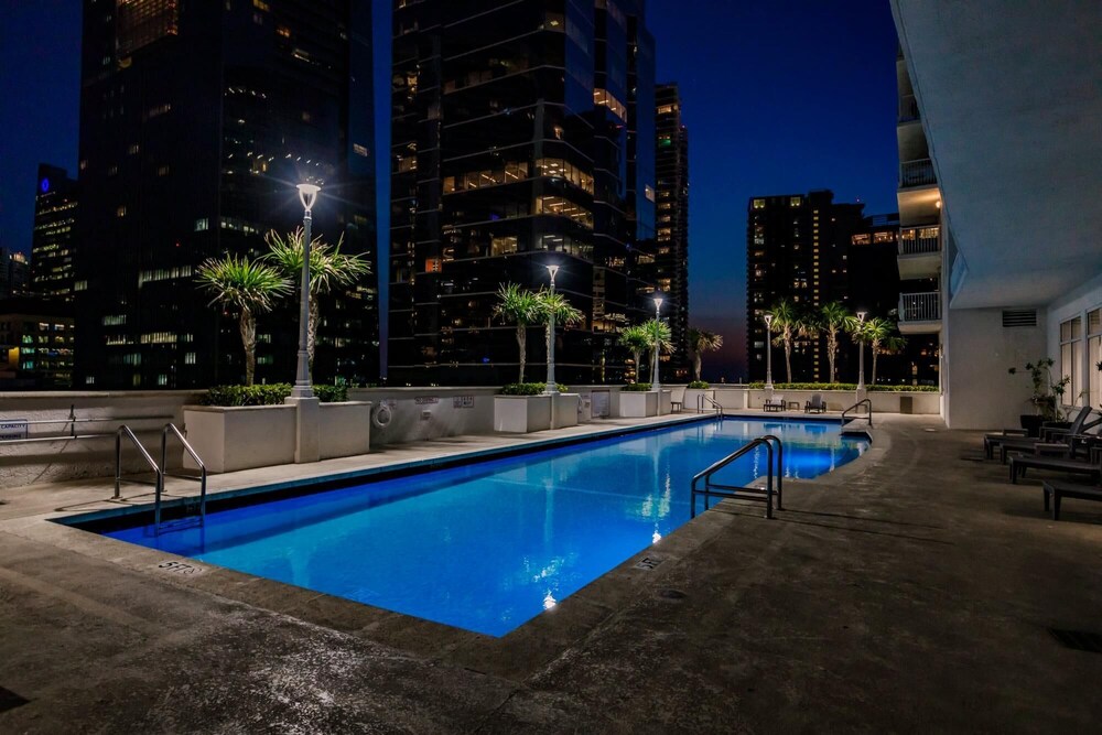 Modern Brickell Condo With Ocean City Views