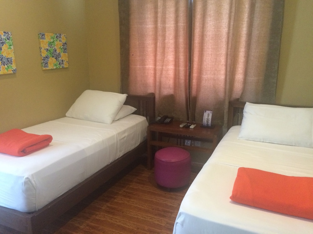 The Purple Tree Bed & Breakfast