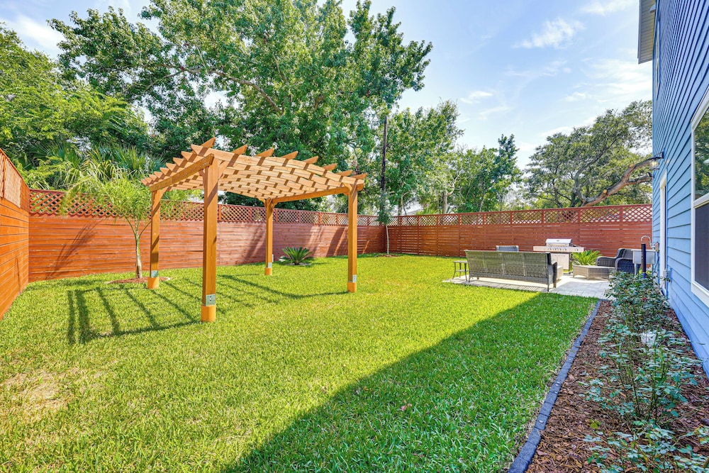 'the Blue Oasis' Jax Beach Gem w/ Coastal Charm!