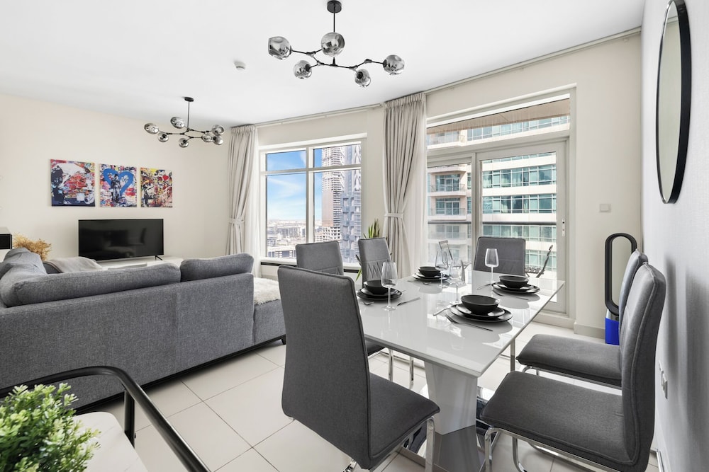2BR Partial Burj Khalifa View