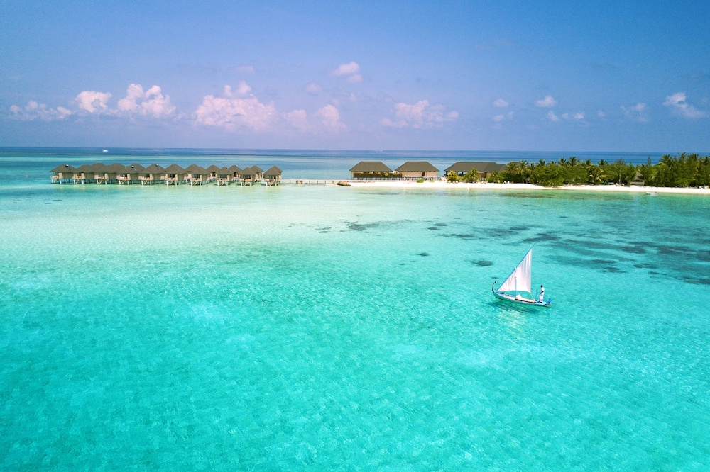 Summer Island Maldives
