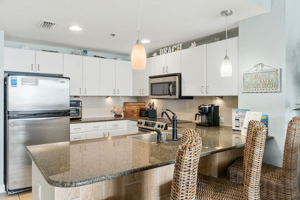 Grand Panama Beach Resort by Panhandle Getaways