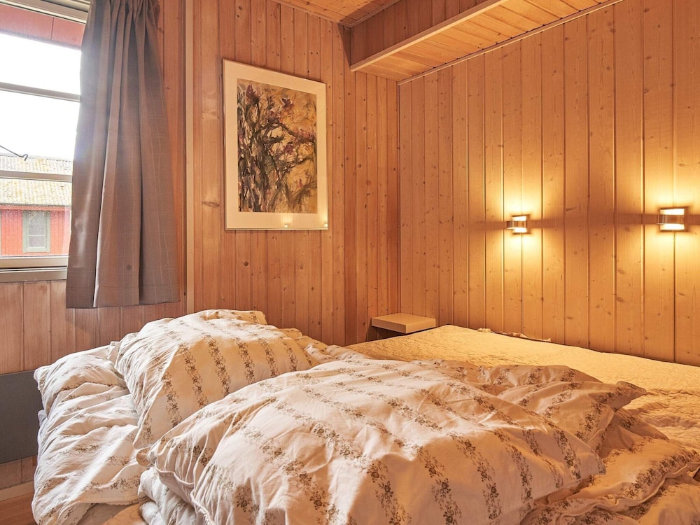 6 Person Holiday Home in Nexo view 3
