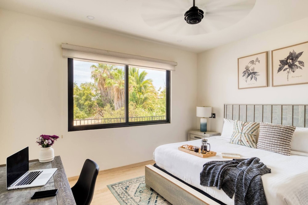 Group Apt #13 #16, no View, 3br, 12 pax
