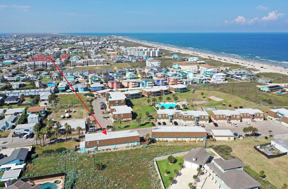Beach Boardwalk Access, 2 Pools, Pickleball/tennis Beach Bliss by Avantstay view 3