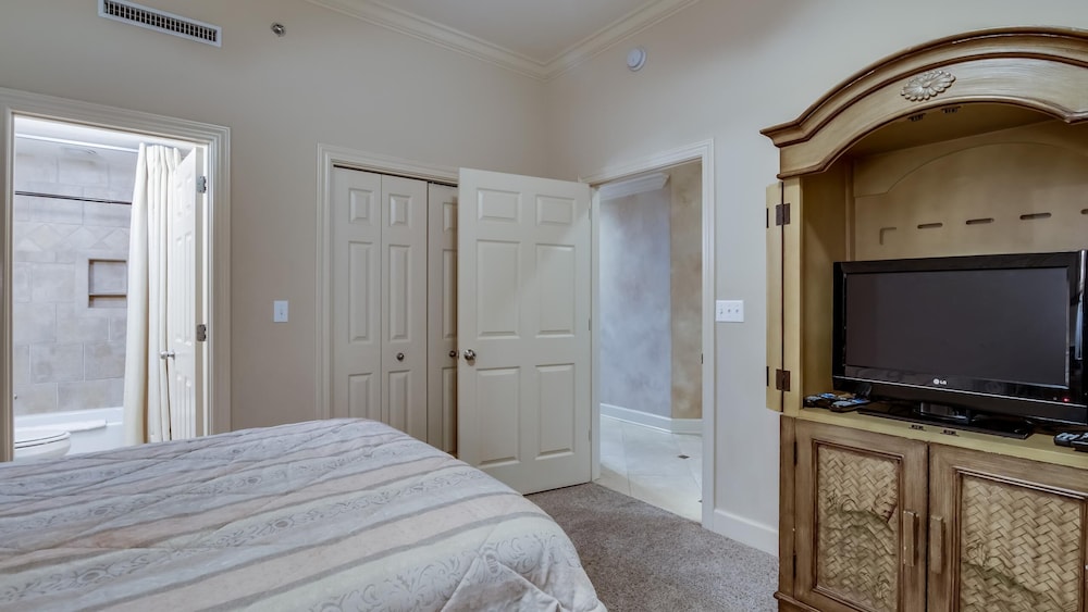 Phoenix West by Southern Vacation Rentals