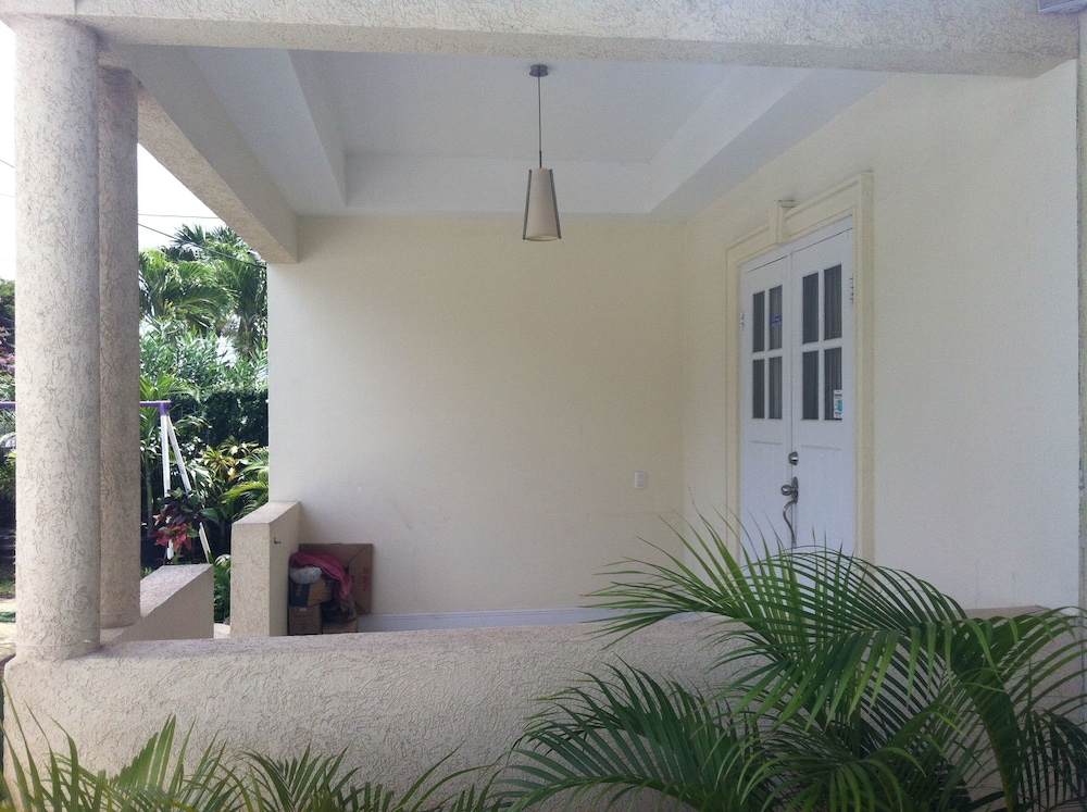 Hotel Aruba Apartment - Image 1