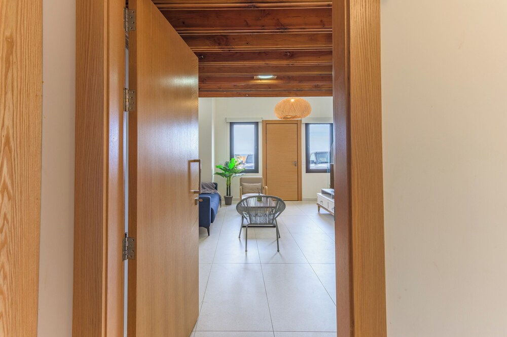 Sea Lofts-Kfar Abida Oceanfront Retreats