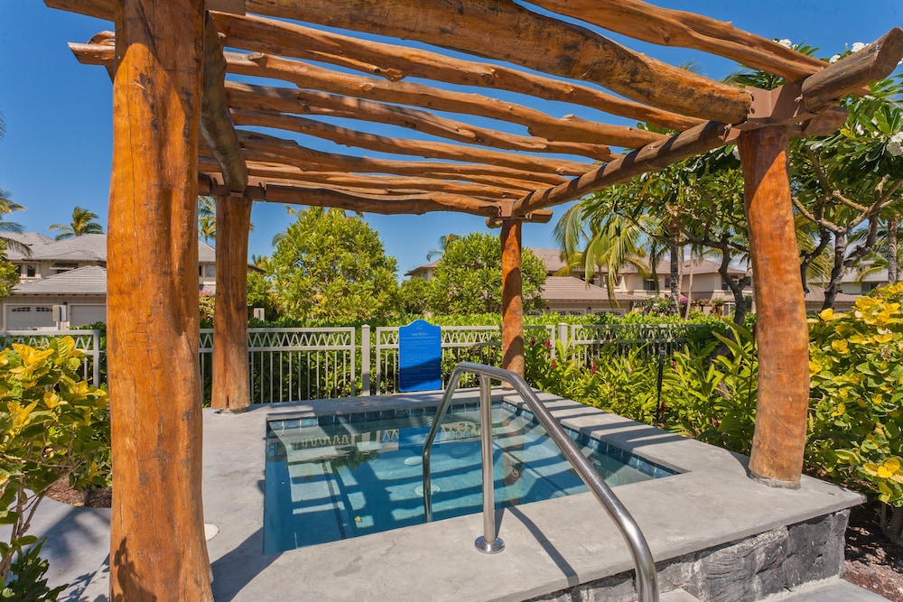 Golf S G2 At Mauna Lani Resort 3 Bedroom Townhouse by RedAwning