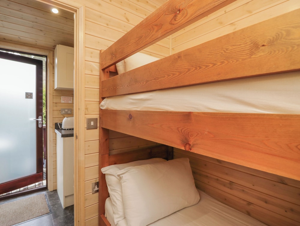 Canadian Cabin No 38