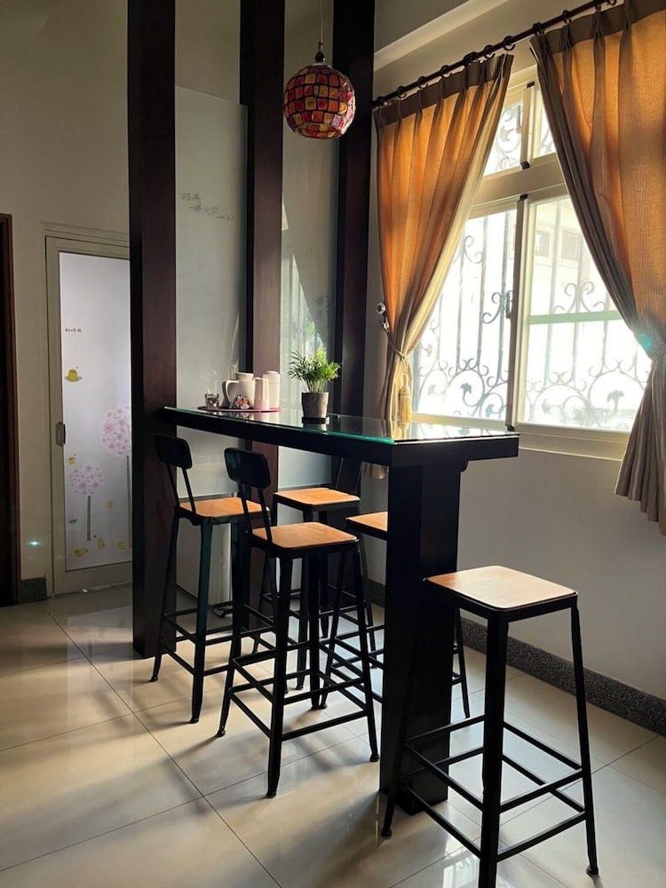 Feng Ming home stay
