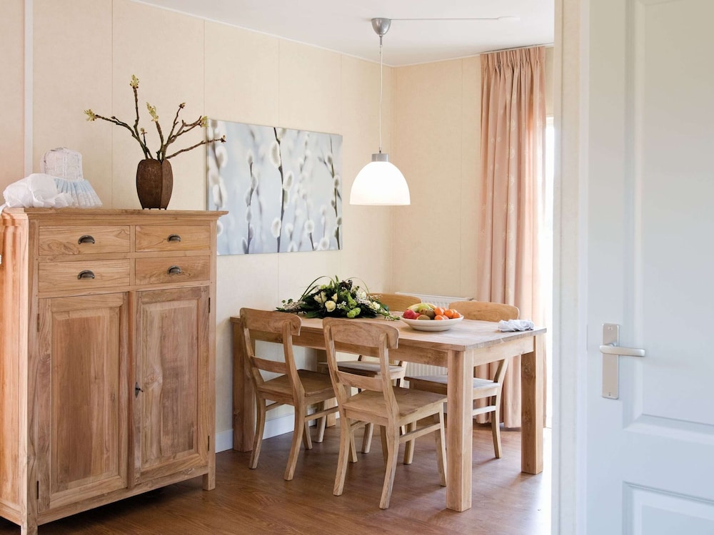 Stylish Farmhouse Escape view 5