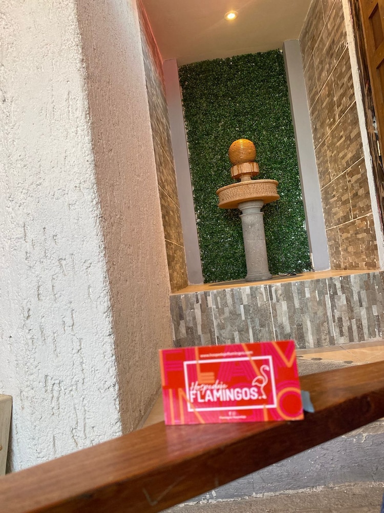 Hotel Flamingos - Image 1