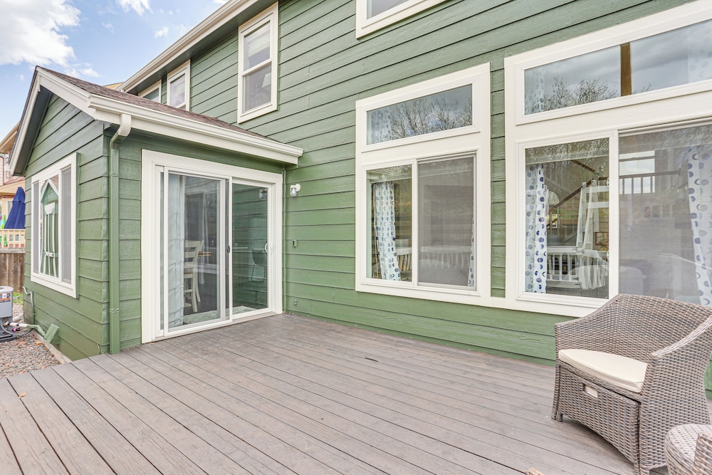 Castle Rock Vacations - Modern Castle Rock Home w/ Furnished Deck! - Property Image 7