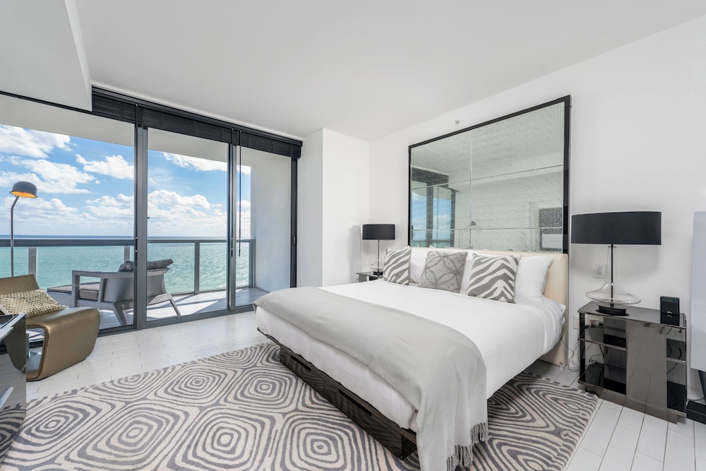 Luxury Vacation Rentals in South Beach by LRMB
