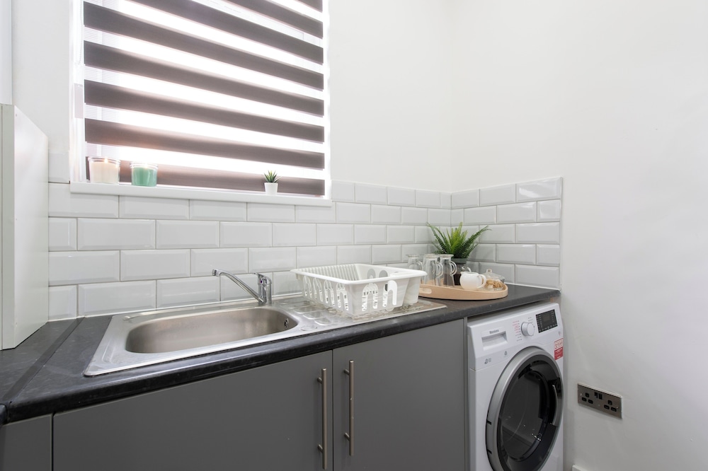 Apartment - Stay 6 - Parking - Petsok - Stratford