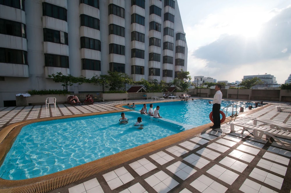 Omni Tower Sukhumvit Nana - Direct