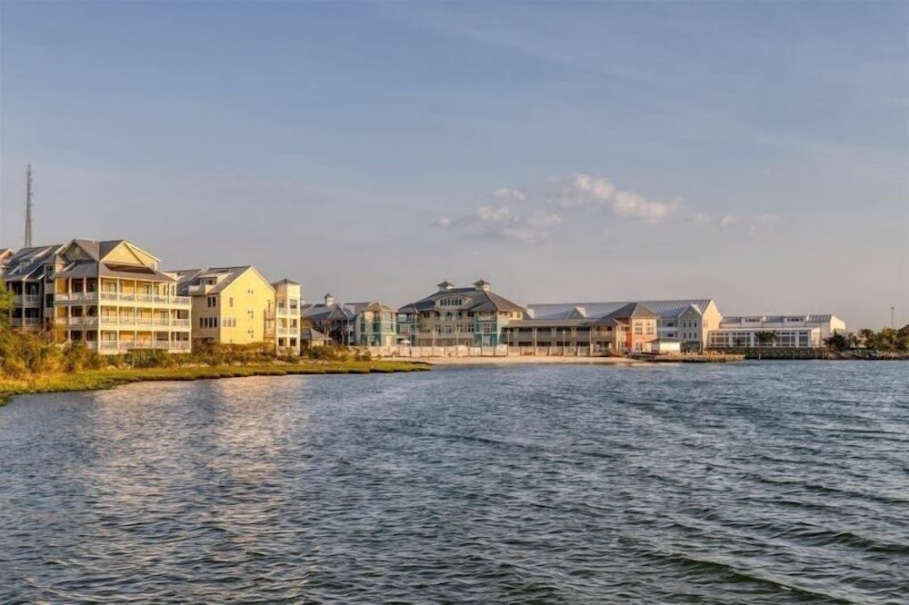 Sunset Island - 39 Fountain Drive West 3f 3 Bedroom Condo